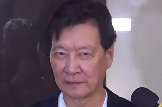 针对台当局军购金额7800亿，资深媒体人赵少康表示，加上已经编到年度预算的是84