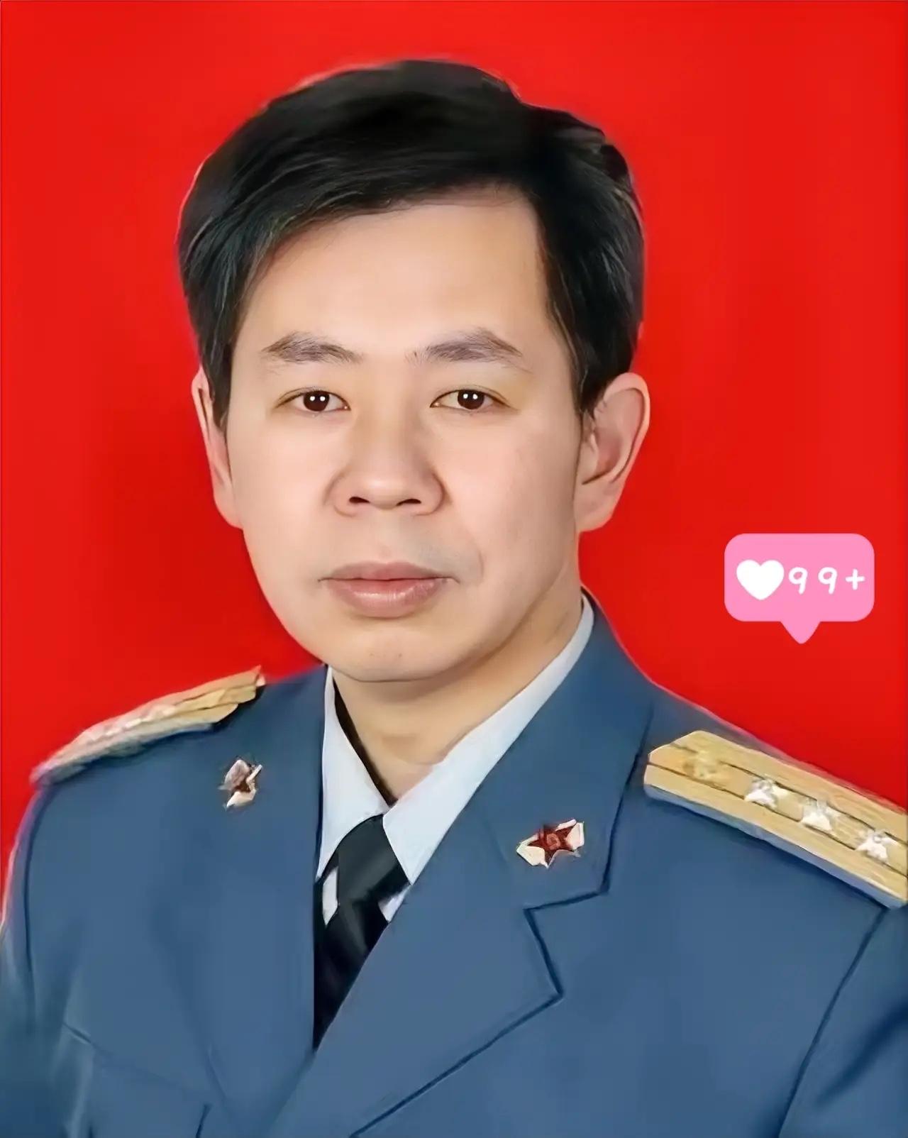 戴旭在国内的言论受到明目张胆的围攻是国家的悲哀！戴旭教授是一位血气方刚、慷慨激昂