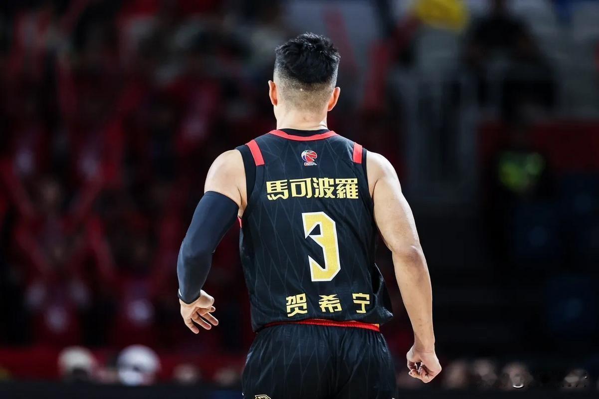 CBA最大黑马队我觉得2025-2026赛季CBA最大黑马非深圳马可波罗莫属！赛