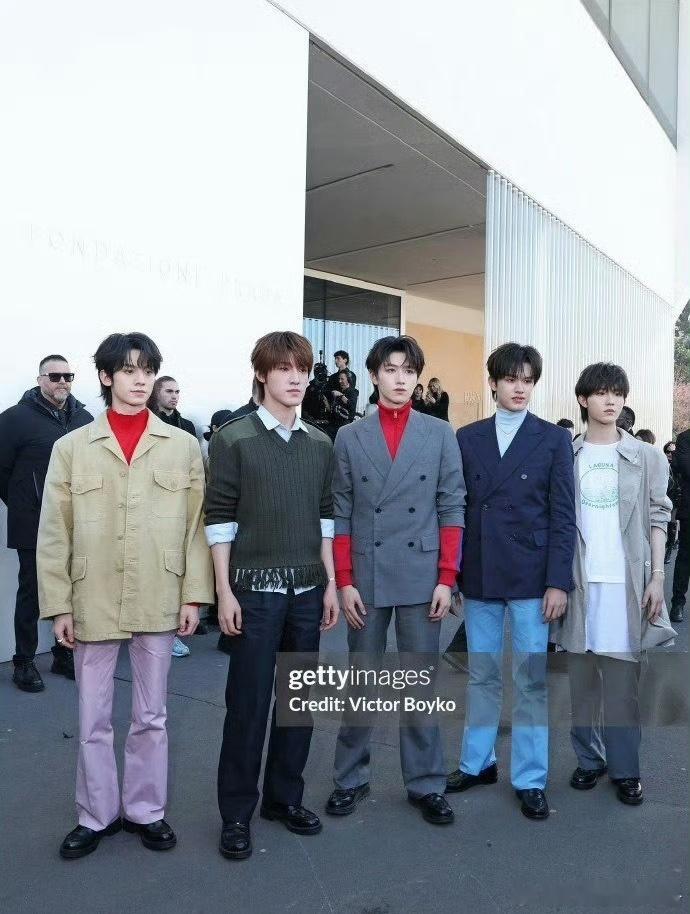 TOP登陆少年米兰看秀生图，谁抗住了？朱志鑫 张泽禹 张极 左航 苏新皓 