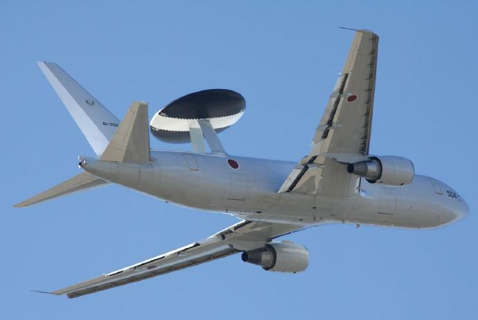 每天认识一件兵器 美国E-767预警机E-767是以波音767-200ER客机为
