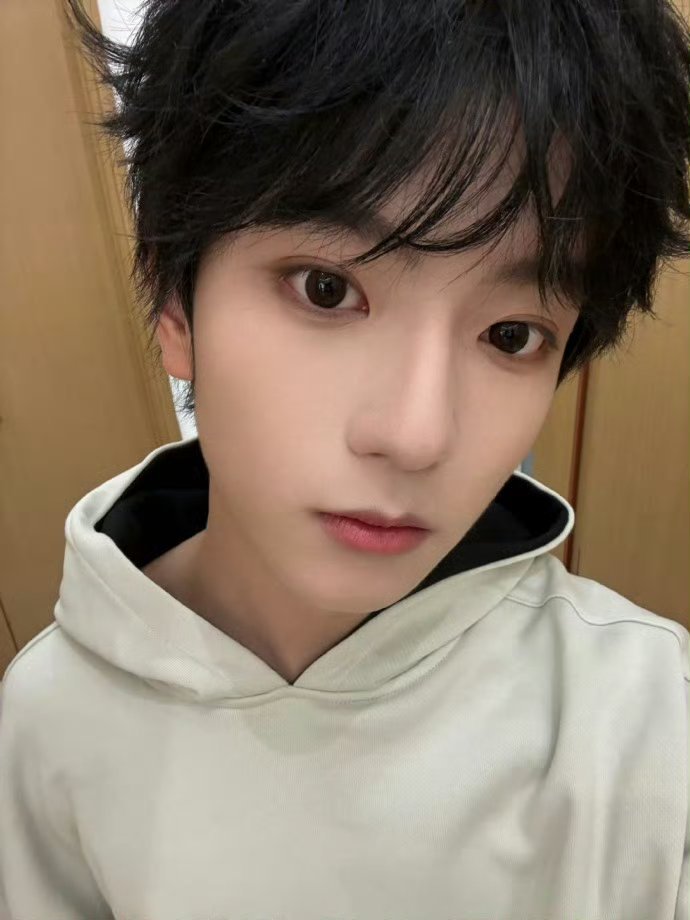 穆祉丞高会萌宝宝来着 