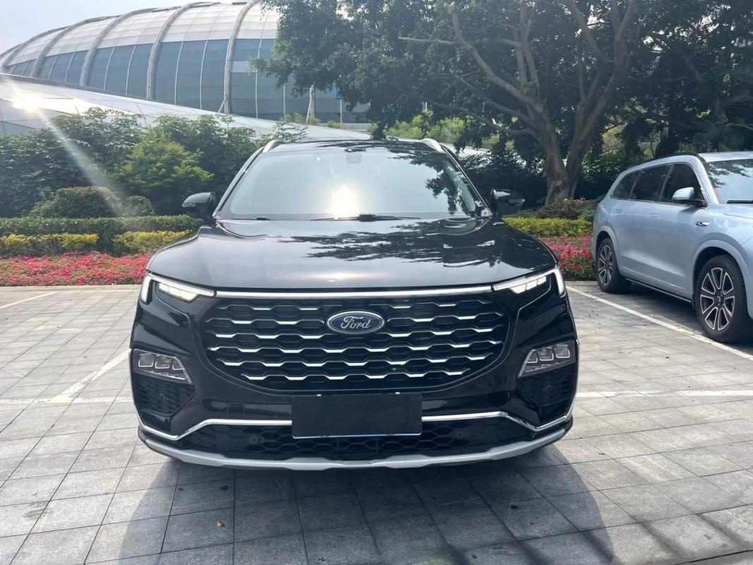 江铃福特领裕：家用 MPV 性价比之选，二手价格亲民
领裕作为江铃福特旗下的中大