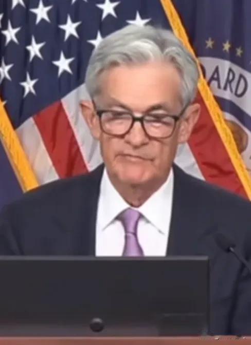 美联储宣布降息50个基点，将联邦利率下调至：4.75%～5.00%。
美国这次利