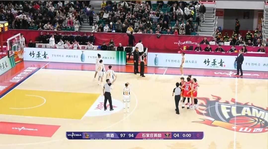 山西女篮战胜石家庄女篮，
过程一波三折，
山西女篮打出了巨大的分差，
石家庄女篮