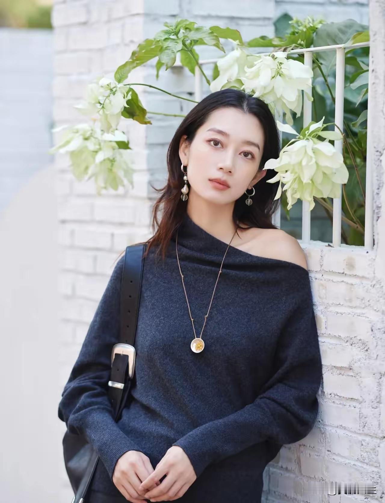 我们终其一生，不是要满足所有人，而是要找到与自己同频共振的那一部分人。