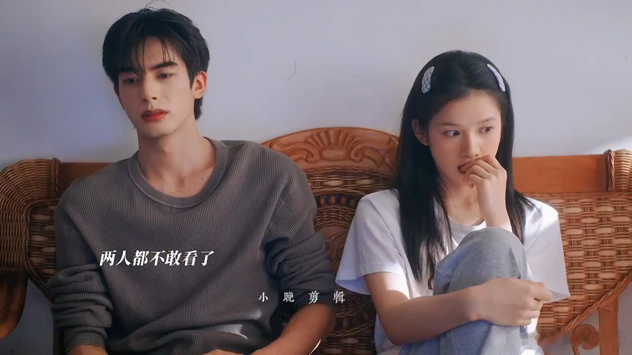 野狗骨头哥妹要变质了 谁能想到一起居家看电影这件平淡小事，就能戳破两人维持许久的