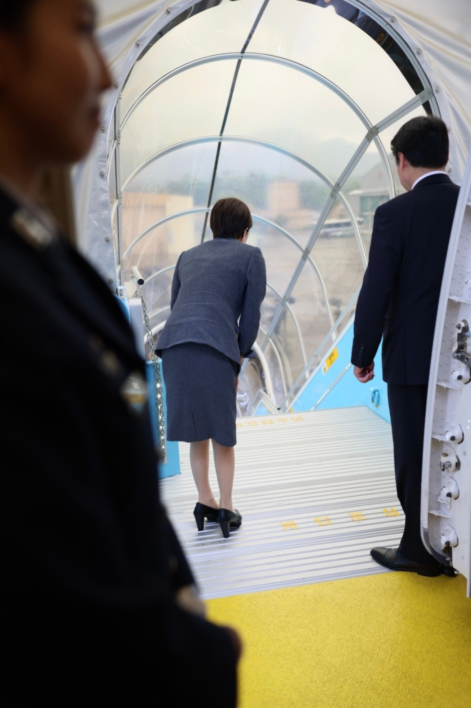 5.20日，高市早苗结束对韩国的访问，已经启程回国高市早苗访问韩国