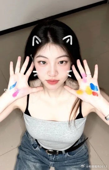 美女热门美女妆容分享