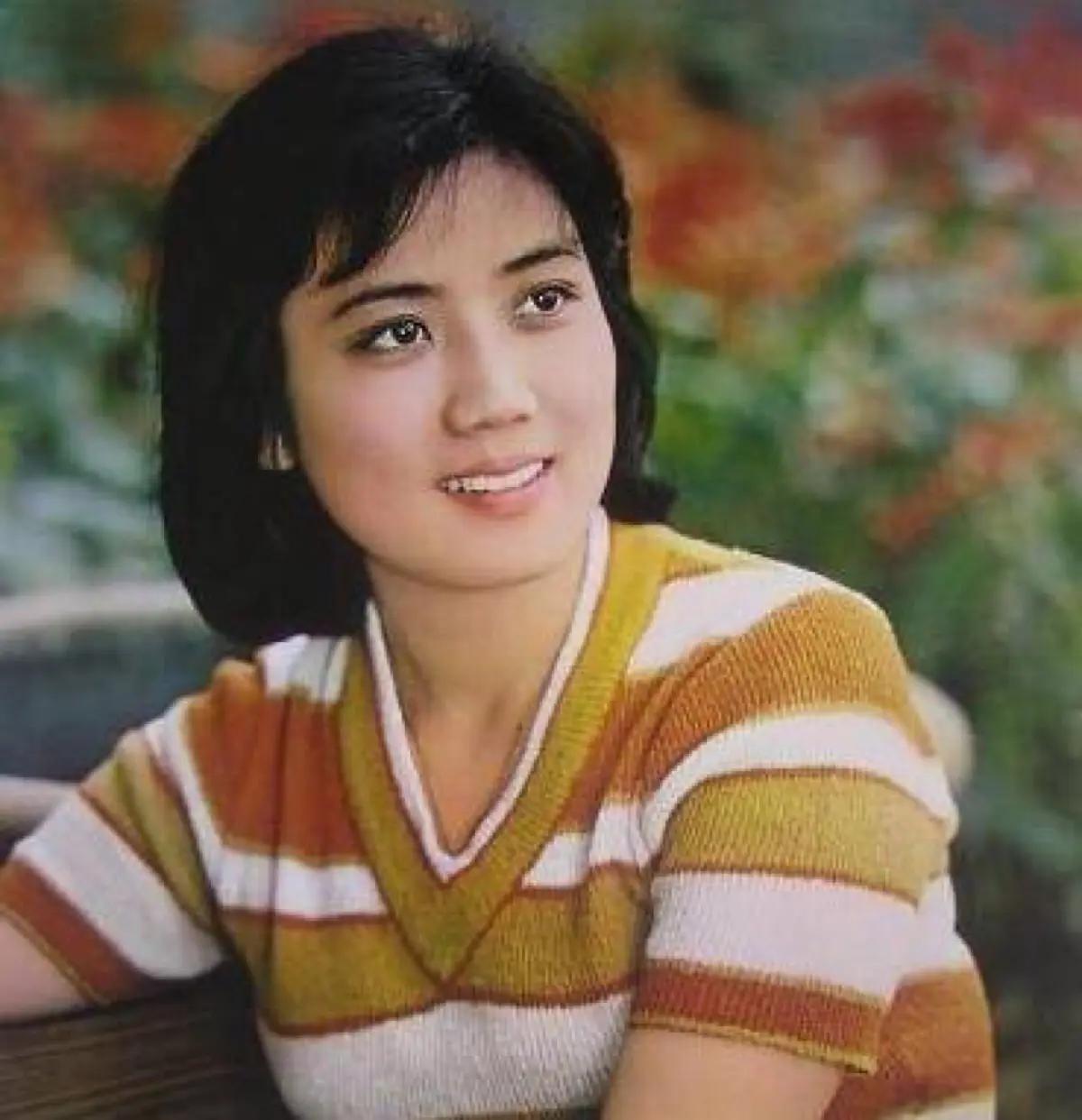女演员，李秀明，八十年代赫赫有名的女演员，主演过谢晋导演的电影，谁也没有想到，如