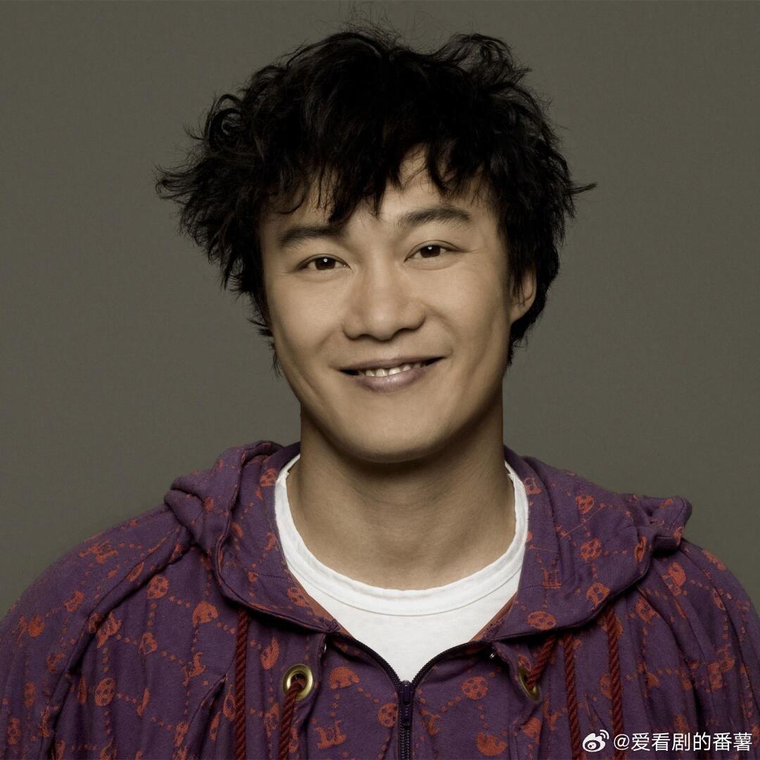 #陈奕迅双城2新歌上线##陈奕迅[超话]# 陈奕迅：双城之战中文主题曲的再燃魅力
