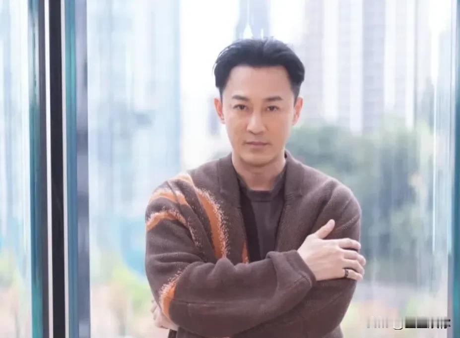 古天乐当年一部寻秦记给了林峯第一个代表作，现在又给了一部九龙城寨帮他转型，林峯这