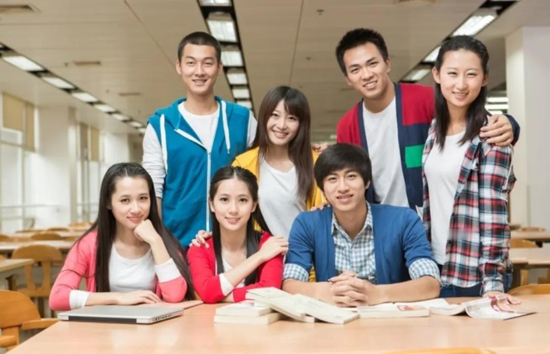 学科评估结果优异：在教育部第四轮学科评估中，中国人民大学的理论经济学和应用经济学