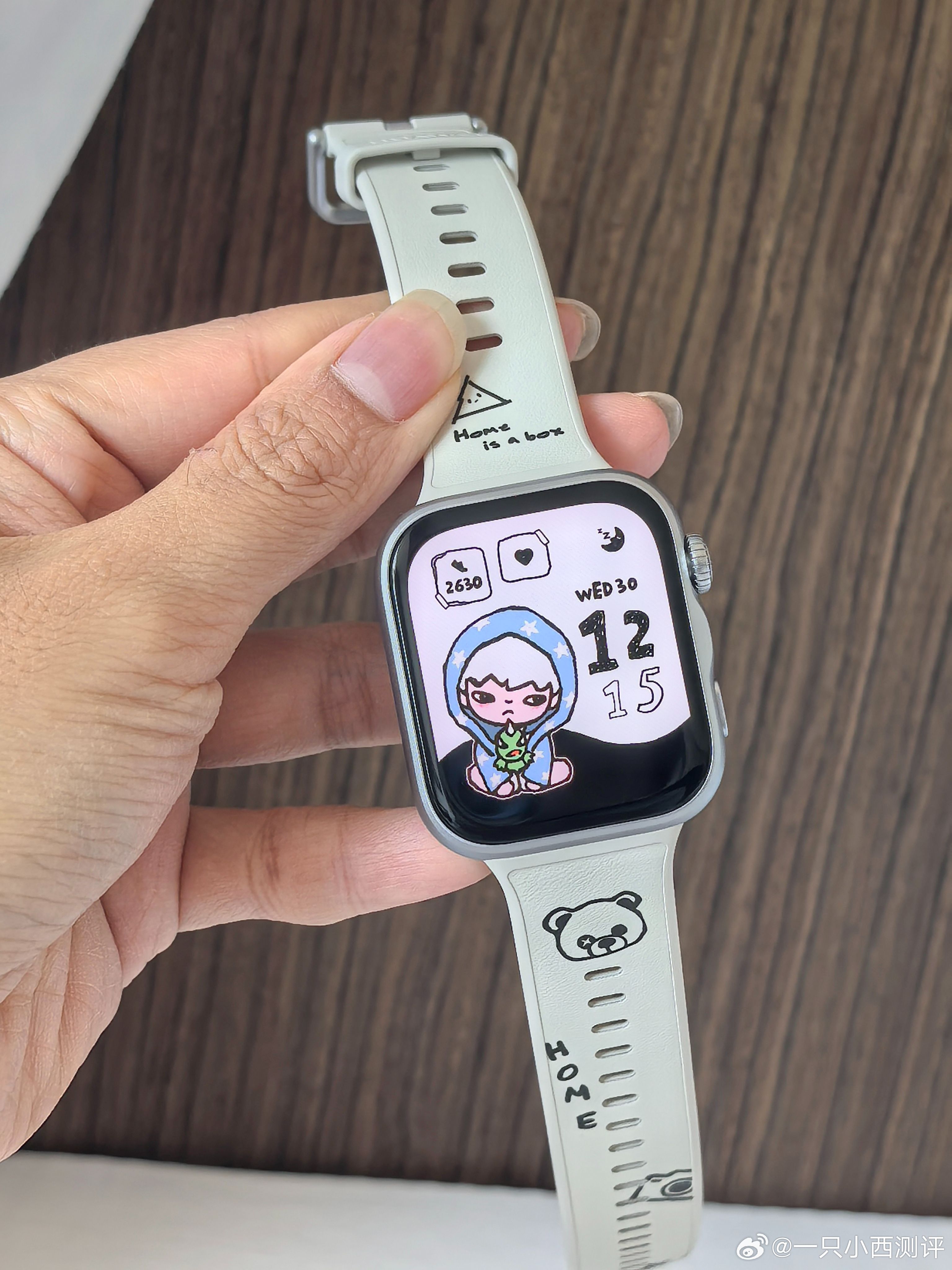 不少人偏爱Hirono小野所传递的情绪表达，而这次华为WATCH FIT 5与H