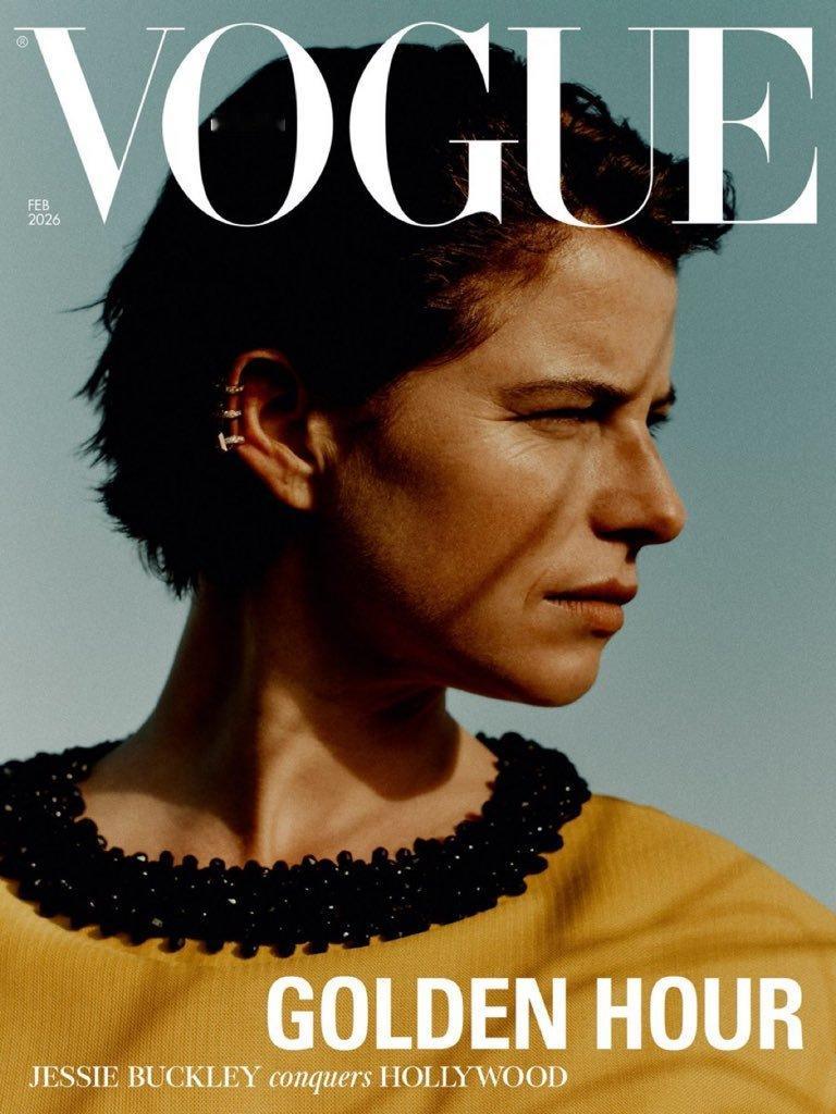 杰西·巴克利登上《Vogue》英国版2月号封面摄影师：Jack Davison 