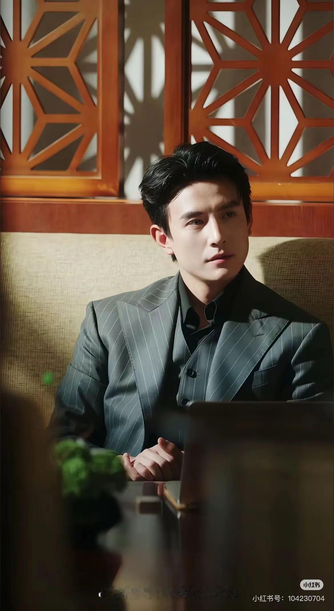 ：男人这玩意，看了长寿，嫁了折寿，不看，不嫁，心里难受，唯有欣赏，才能延年益寿 