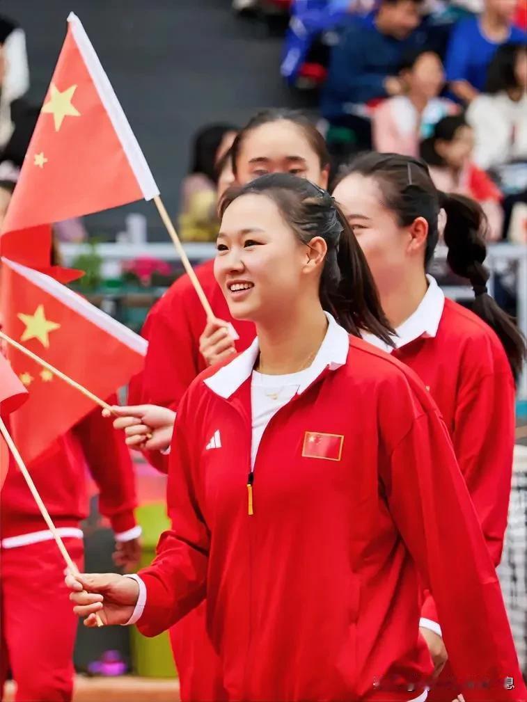 6-4/6-0，王曦雨直落两盘为中国队锁定胜利，比利简金杯(女子网球团体赛)亚大