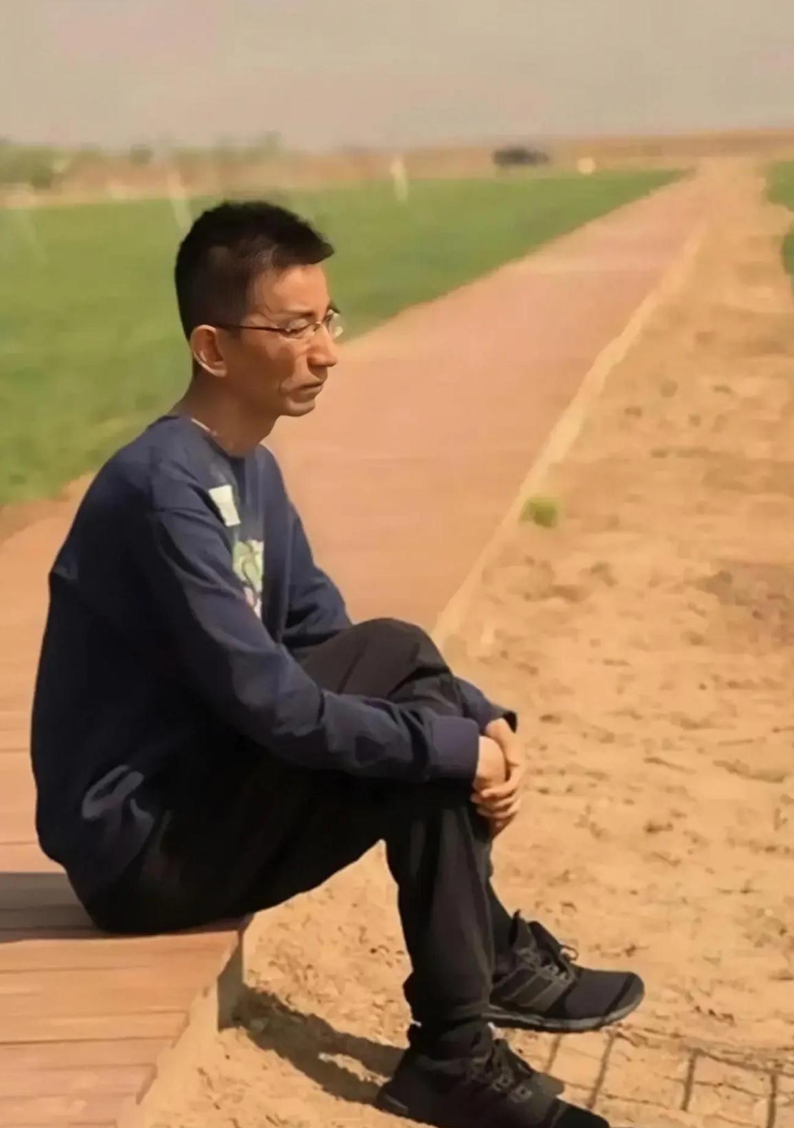 小孙在西安做校长时候做的还不错，承认他优秀，承认他管理团队需要控制。但不能容优秀