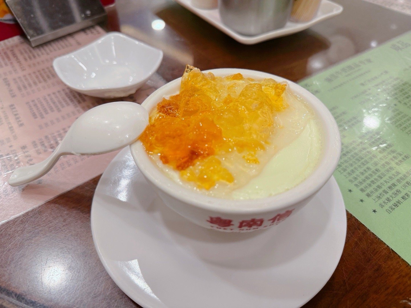 第一次吃到含奶量如此丰富的双皮奶！！ 