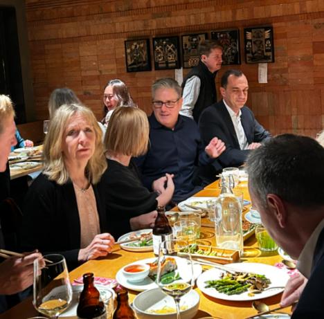 很多人都好奇，外国领导人访华，咱们需要管吃管住吗？这个答案是必须的，毕竟来了就是