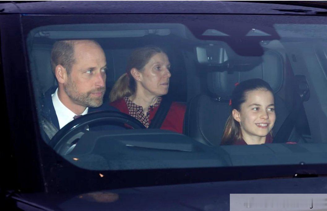 【揭皮秃凯】威廉和凯特的谎言应该被研究。他们一再声称自己抚养孩子，但这里是他们的