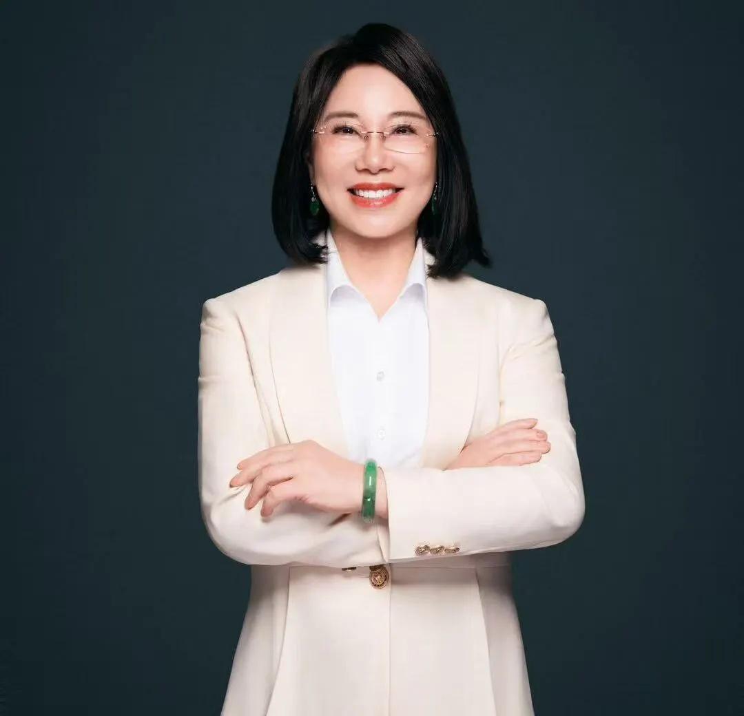 爱❤️与被爱❤️的过往❤️……
中国经济报道文企合作部主任常梦 日记（2026.