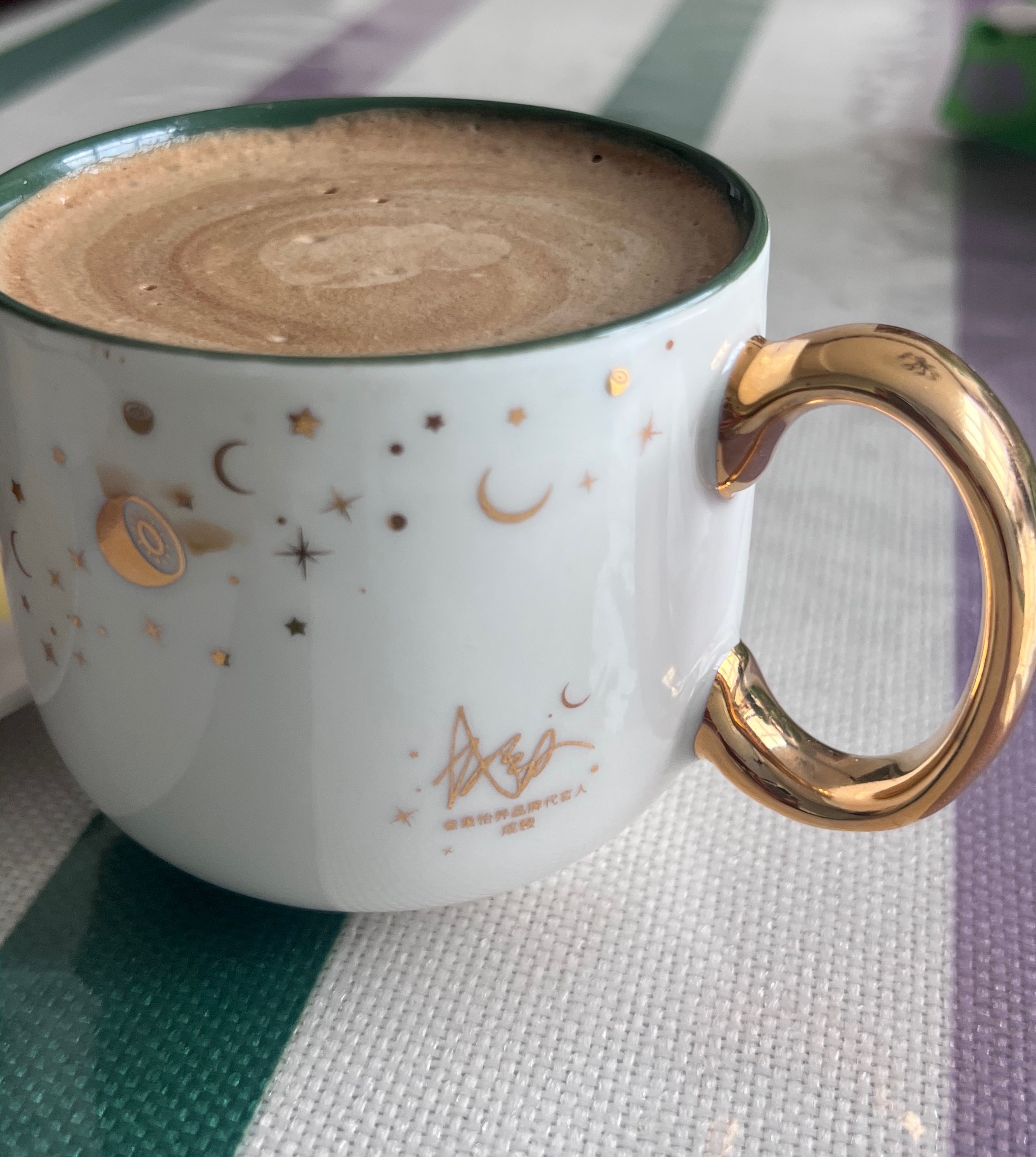 成毅帮我严选一款咖啡吧！每天靠咖啡续命的人，真的很需要了！我将无限♾♾♾♾买买买