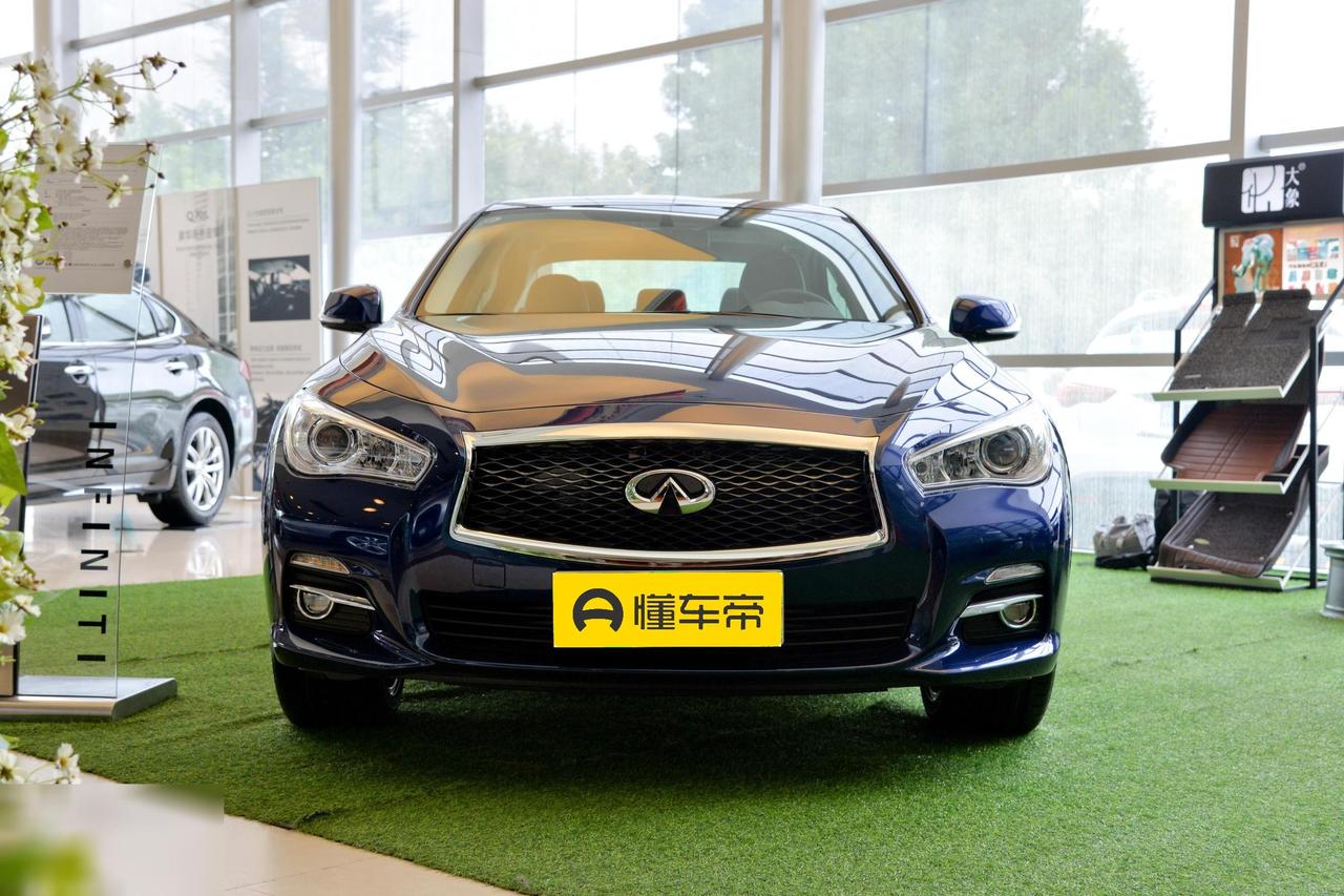 最近看了好多车，也试了两台——英菲尼迪Q50L 2016款和斯柯达速派2016款