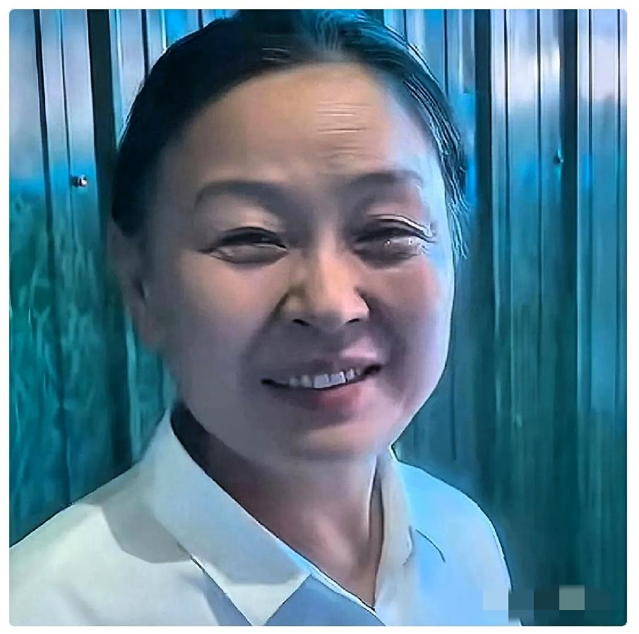 特意扒了扒崔培军最信任的财务郭玉梅，
不扒不知道，一扒挺感慨。

原来在民企财务