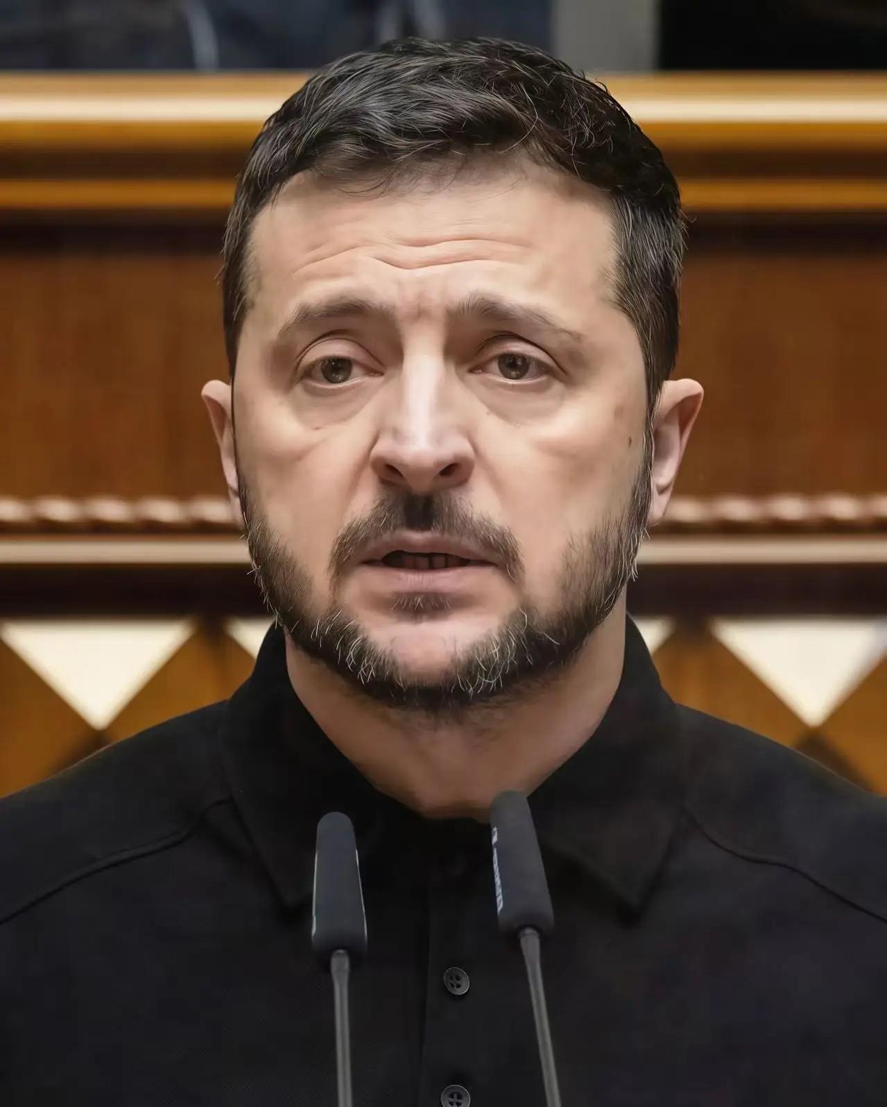 重大事件！
乌克兰要变天了！
俄罗斯制裁乌克兰新上任的总理、财政部长、经济部长等