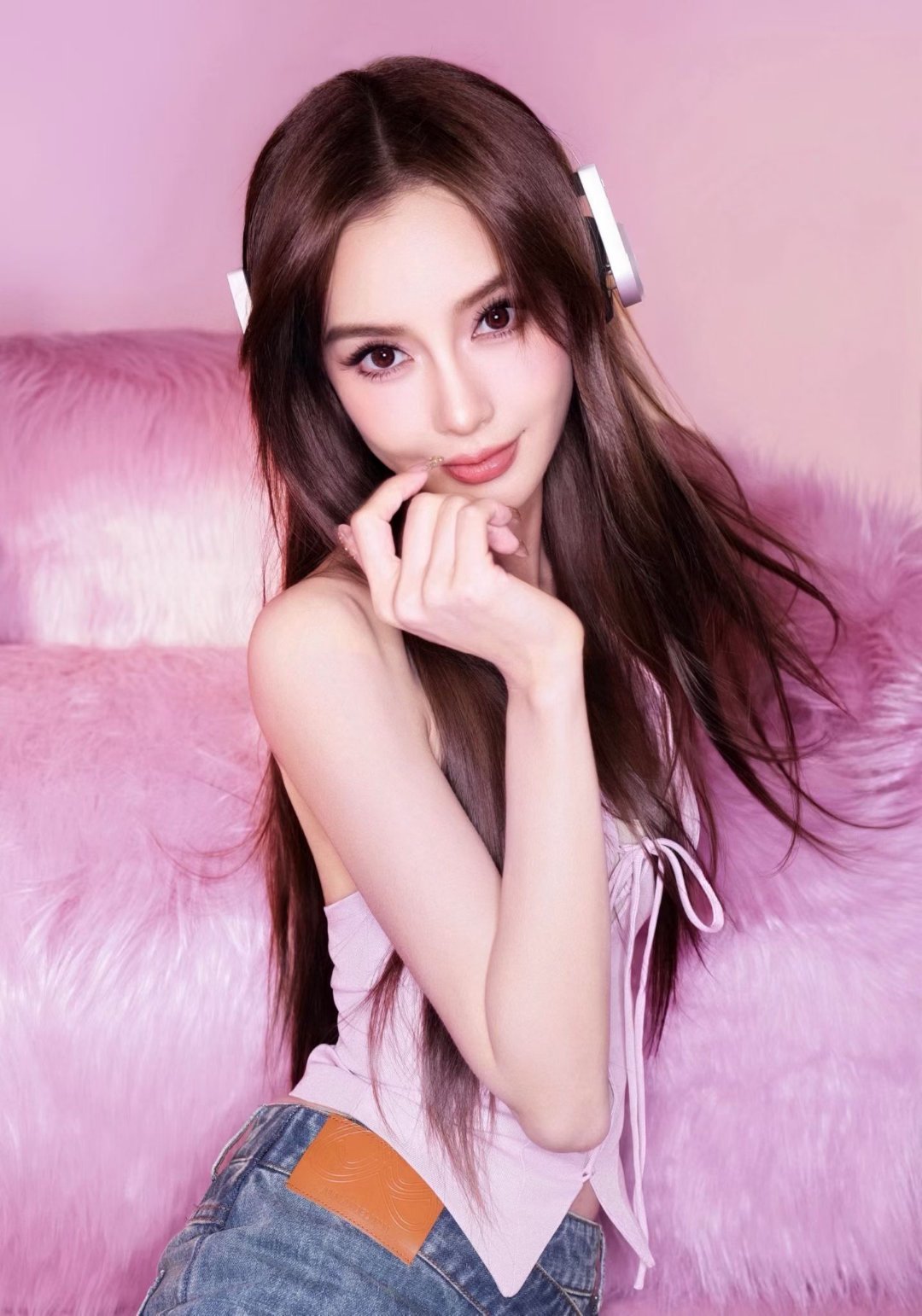 angelababy angelababy 风抚摸不朽的日落，天拉响蓝色的序曲，