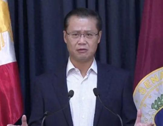 加查利安有担当！
 
7月4日，菲律宾参议长加查利安的一句话，让整个国家的目光都