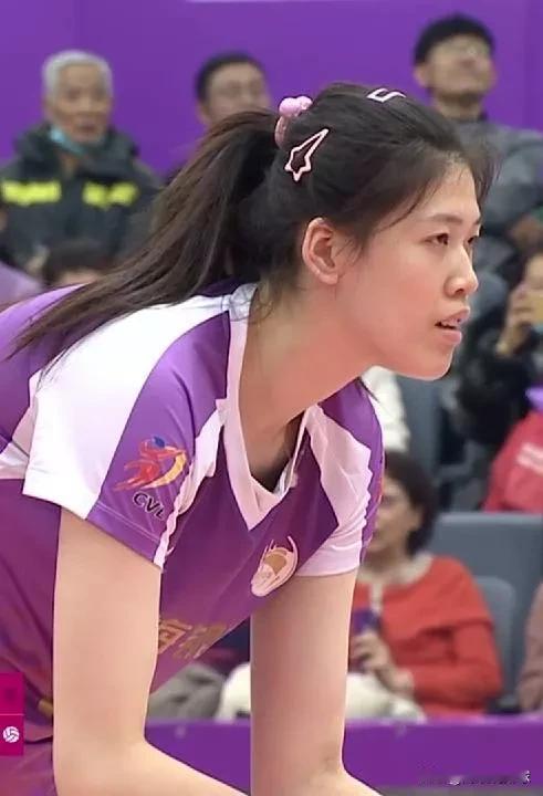 #中国女排进攻最好的队员是谁?#
中国女排进攻最好的队员，现在应该说非李盈莹莫属