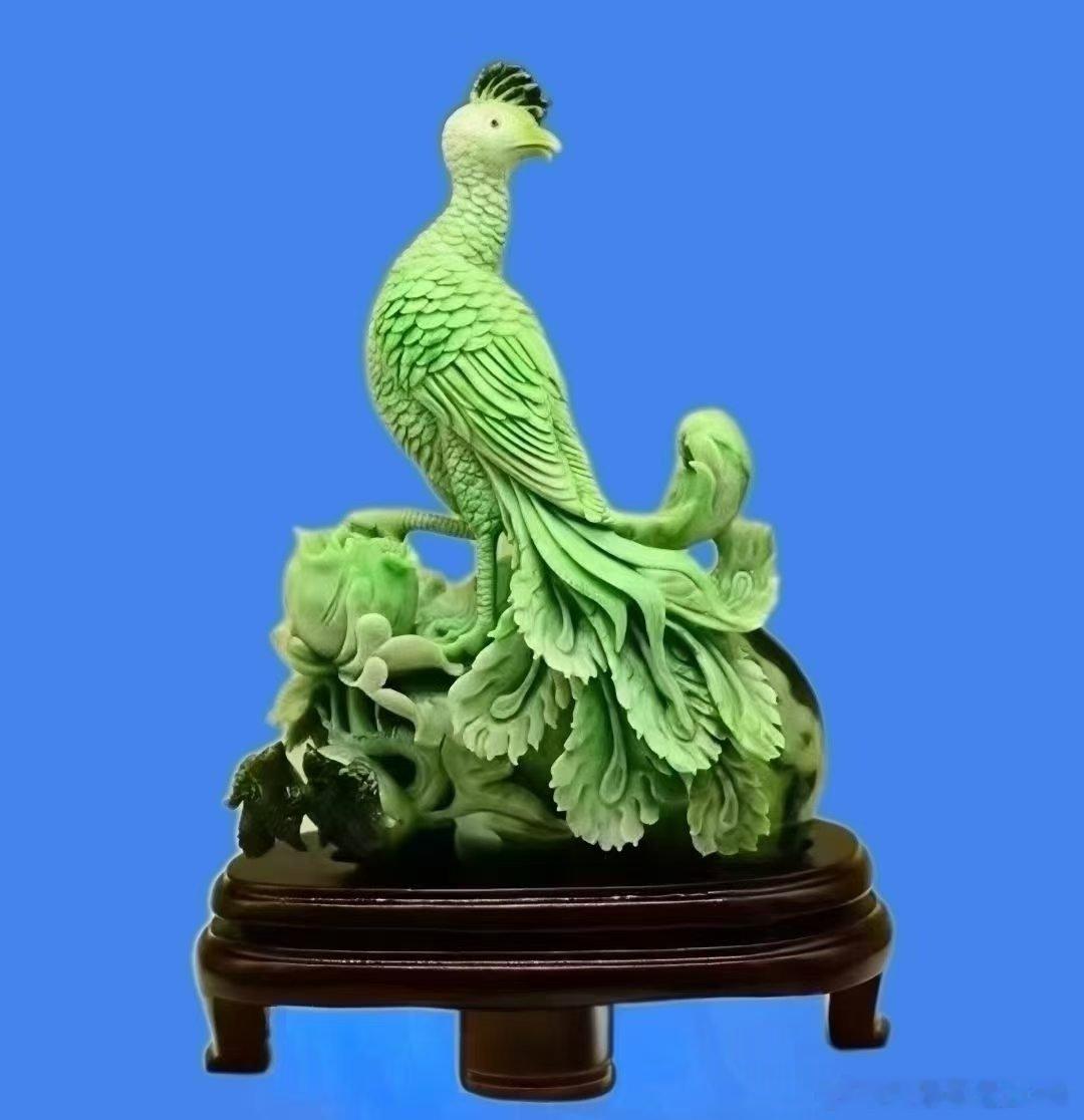 【昨日精彩今天依然】1精品翡翠三彩摆件《悟》，2极品独山玉摆件《雀之灵》，34书