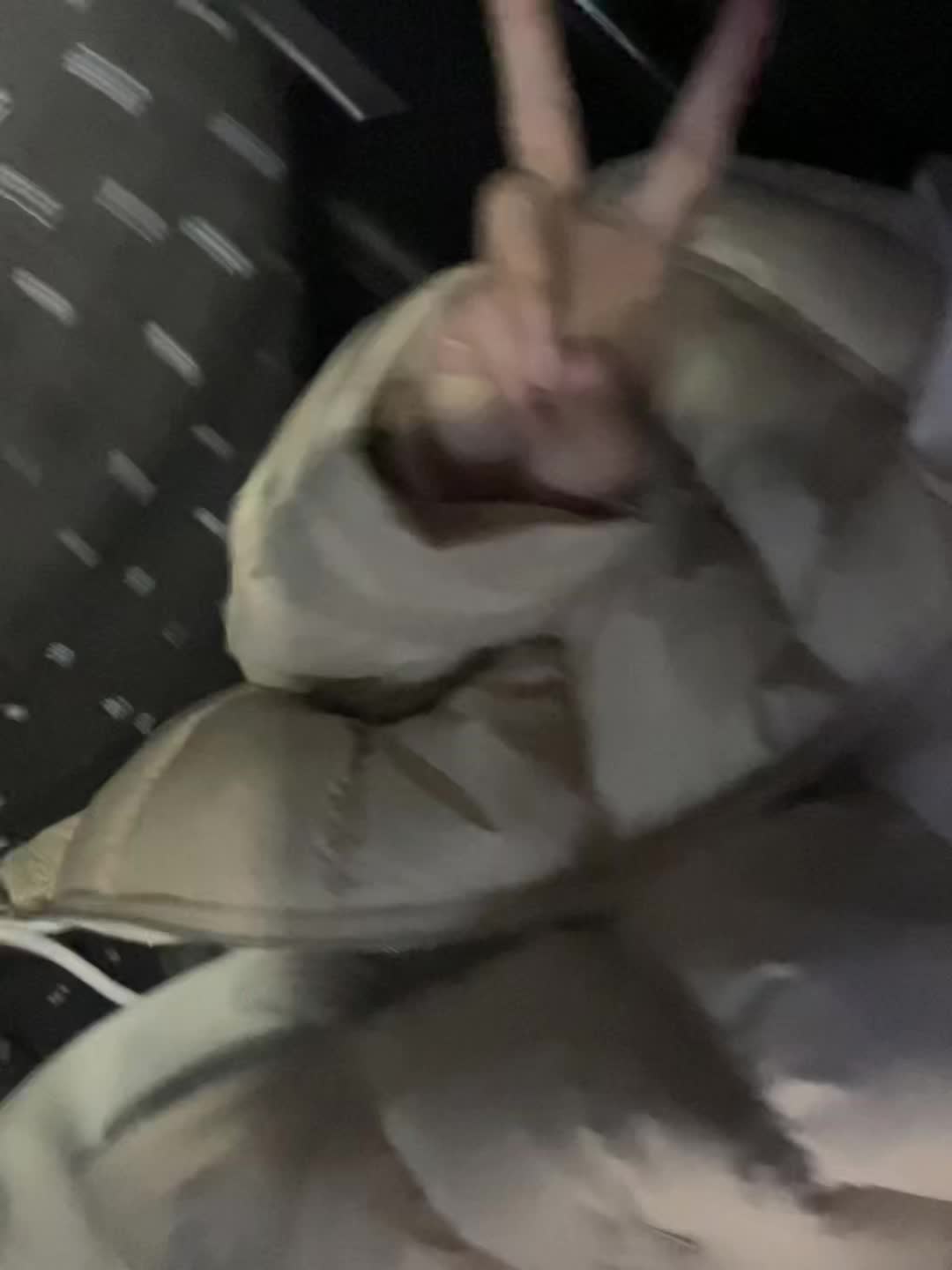 人各有各 不过尔尔 好与不好都是生活 尽力就好，允许所有事与愿违～