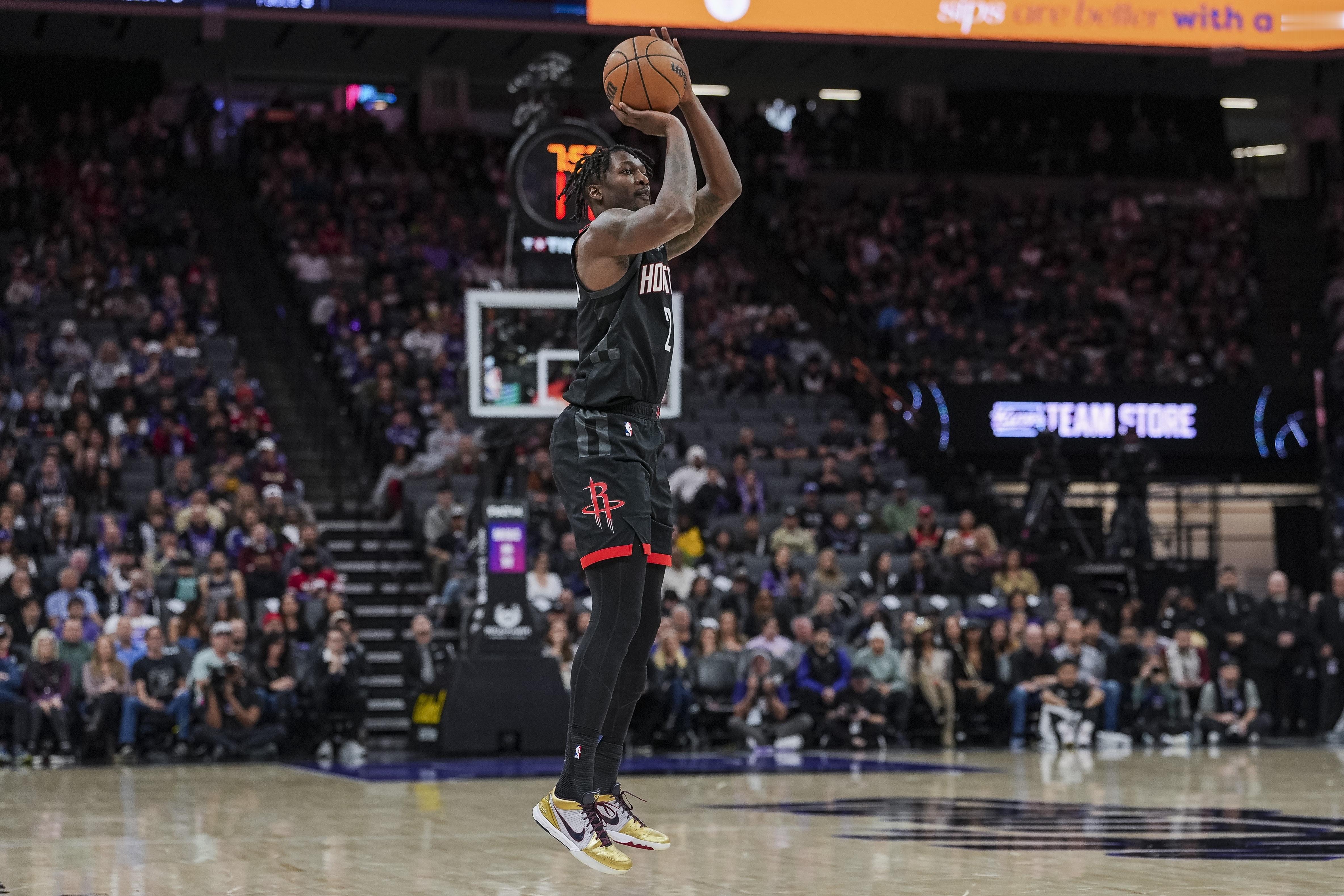 4月23日讯 近日，休斯敦火箭球员多里安·芬尼-史密斯接受了布兰登·罗宾逊的采访