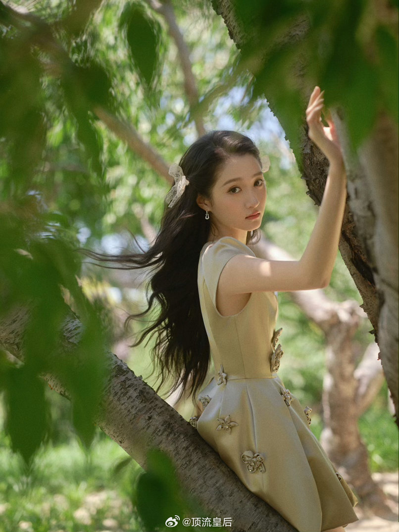 95🌸赵露思、关晓彤、林允、李兰迪美貌大赏来啦 