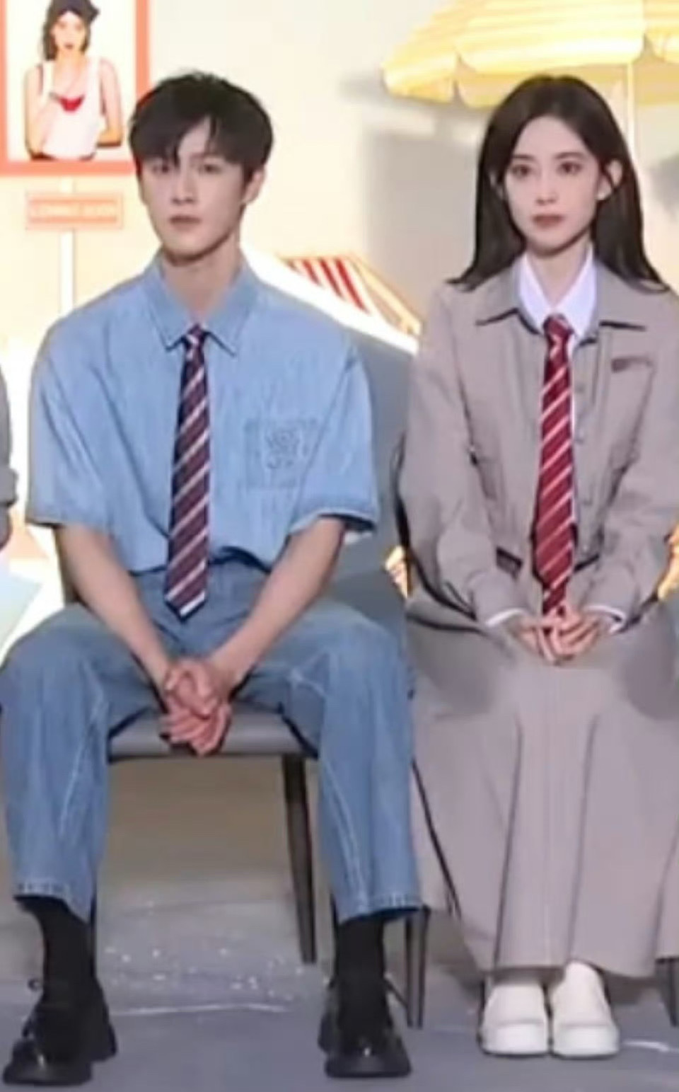 孟子义李昀锐像是穿了情侣装 孟子义李昀锐昀牵孟绕跑男合体！！！两人都打领带好甜啊