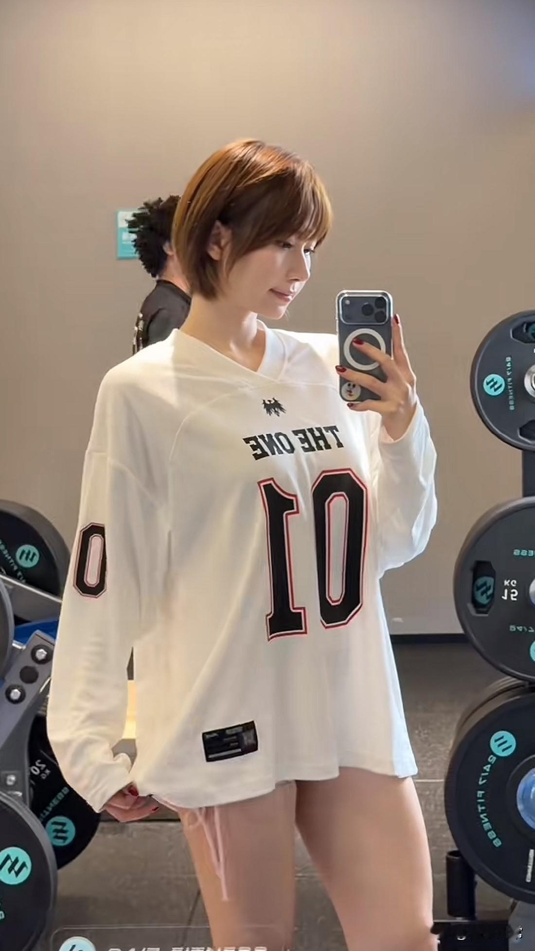 不健身的人样子老，健身的人老样子￼￼￼。