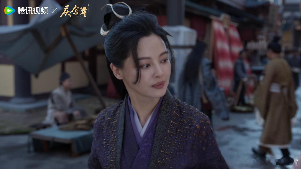 #辛芷蕾庆余年2上线##辛芷蕾像郭麒麟捧哏# 辛芷蕾《庆余年2》上线，不过，辛芷
