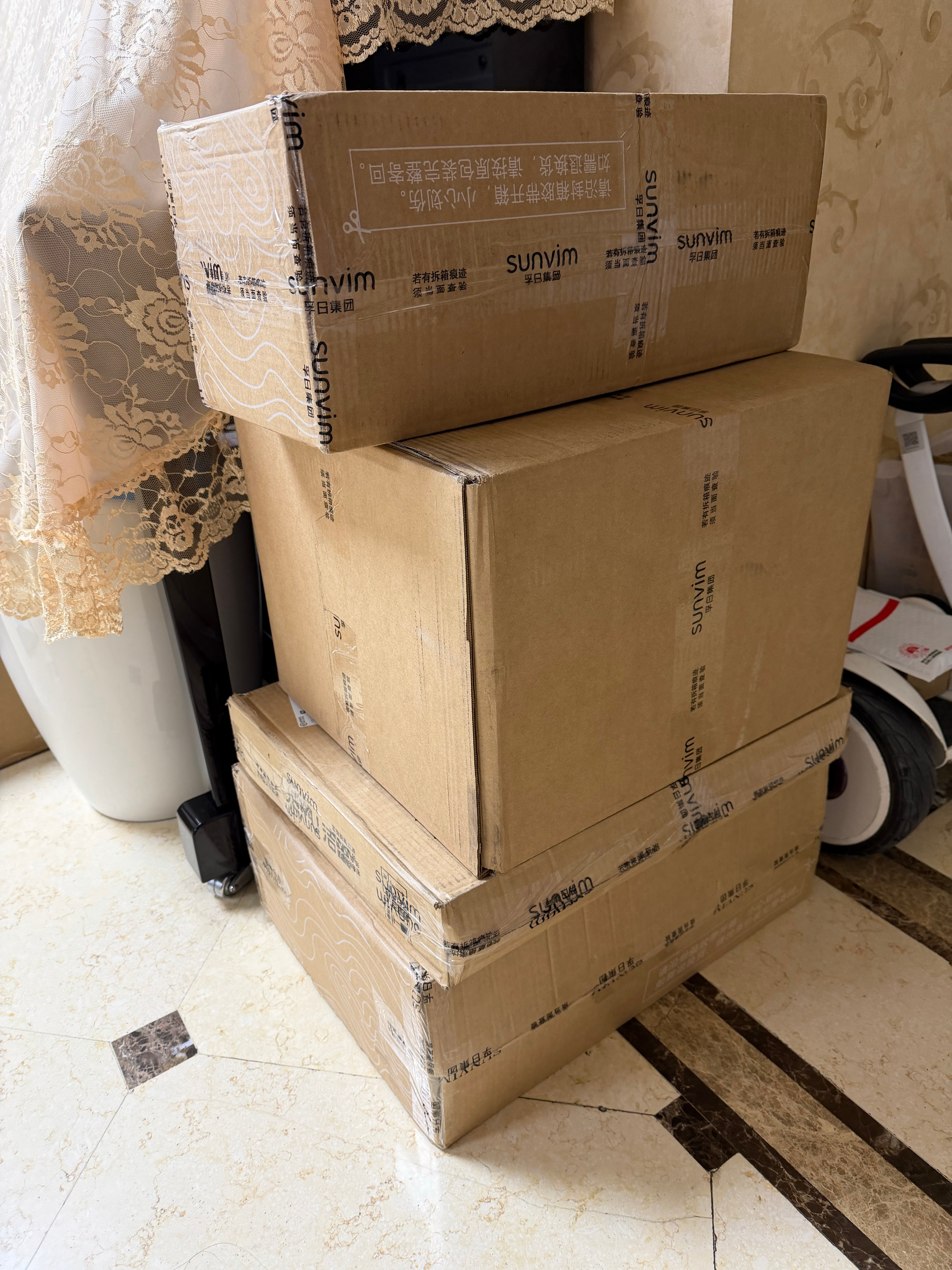 刚加班到家，一进门，就看到这堆①堆洁玉