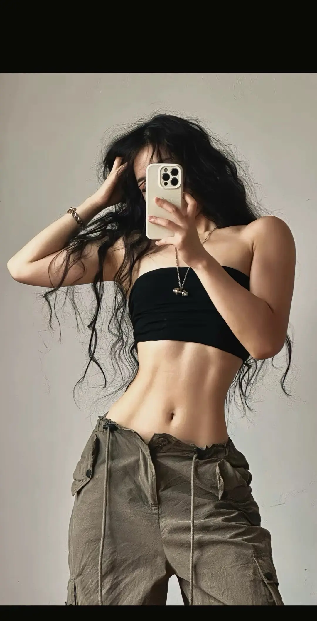 当自身的实力撑不起野心的时候 
就少说话  静下心来沉淀自己