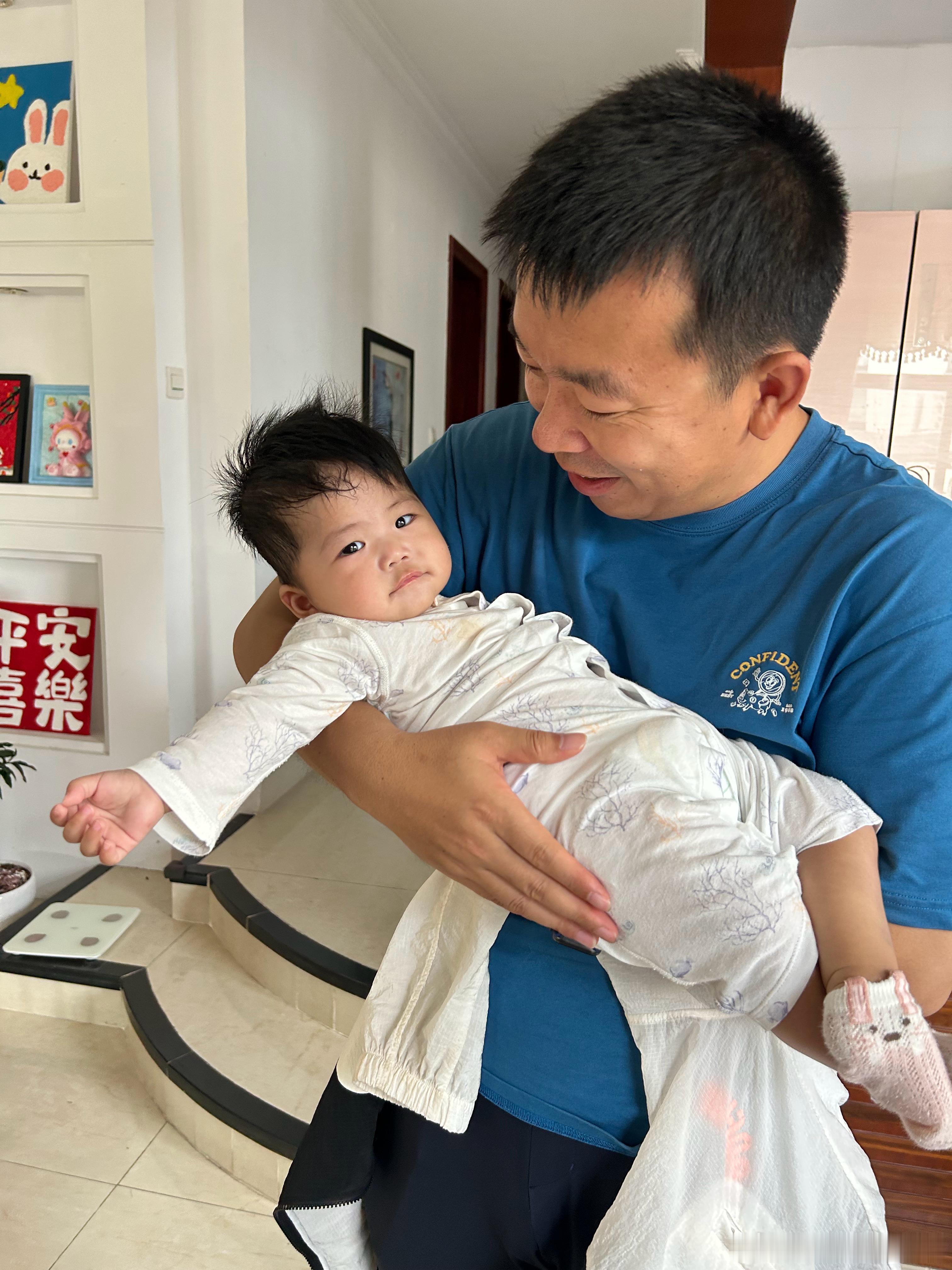 做了两分钟拥有“小棉袄”的幸福人生的美梦