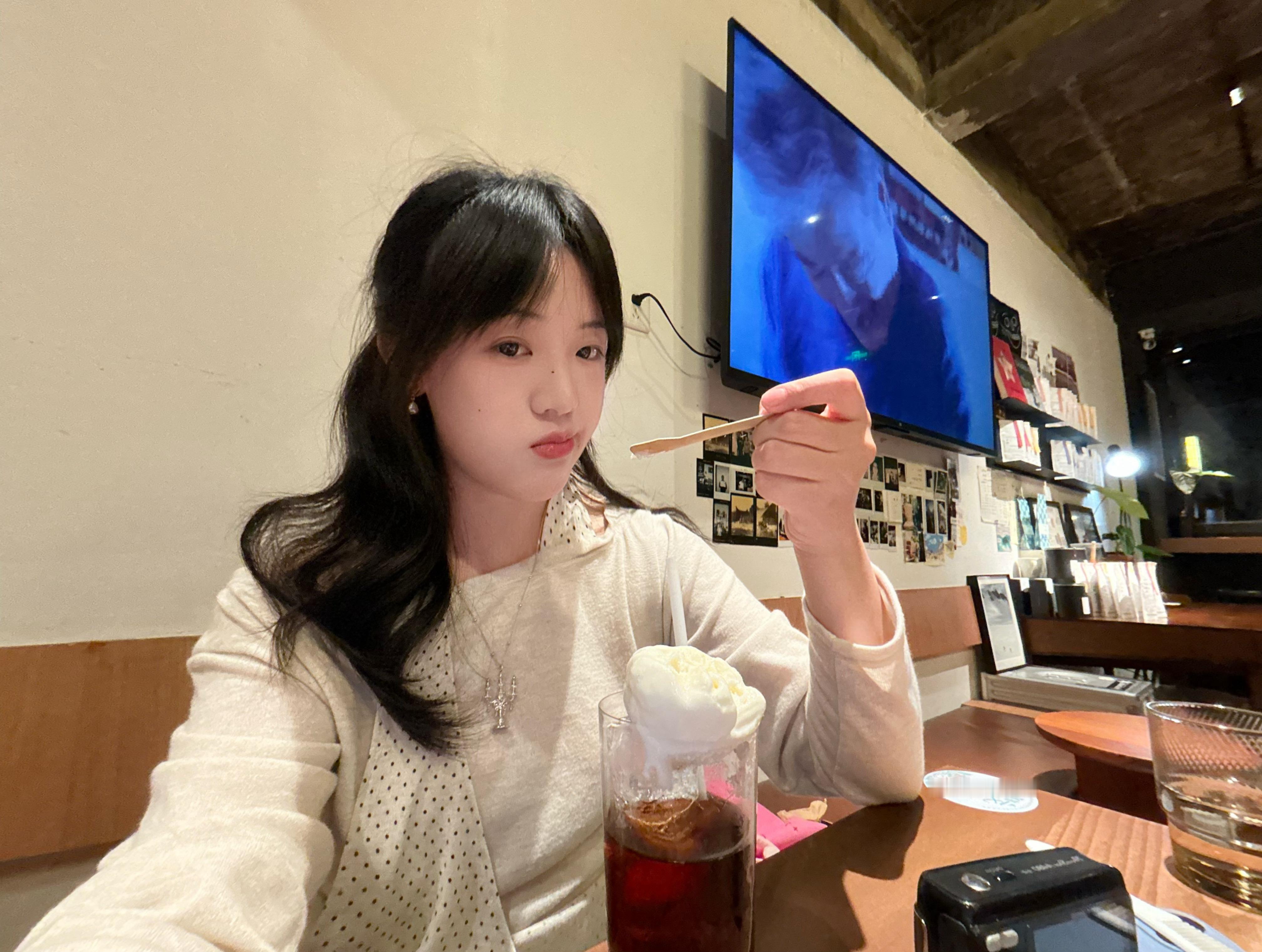 心事三三两两蓝蓝 ​​​