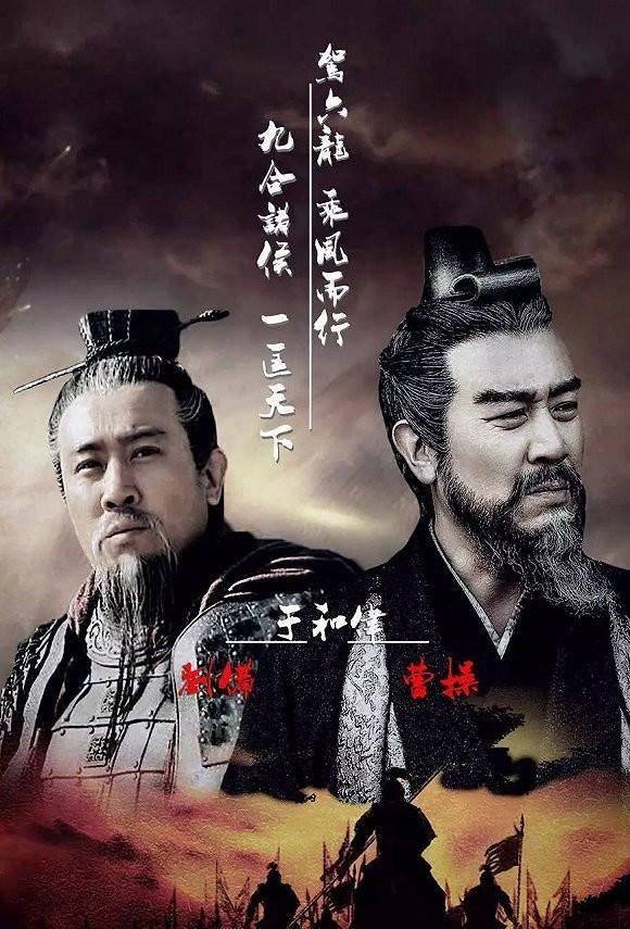 《三国演义》采取高超的艺术手法，为我们生动地再现了一幅风云激荡、波澜壮阔的历史画
