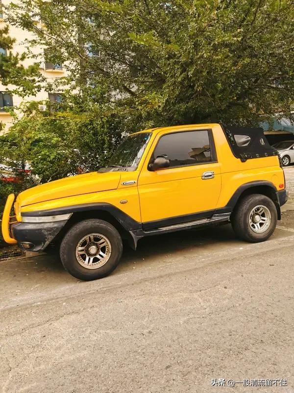 丰田兰德酷路泽,哪一代更霸气? 要说丰田兰德酷路泽哪一代更霸气，这简直就像在巧克