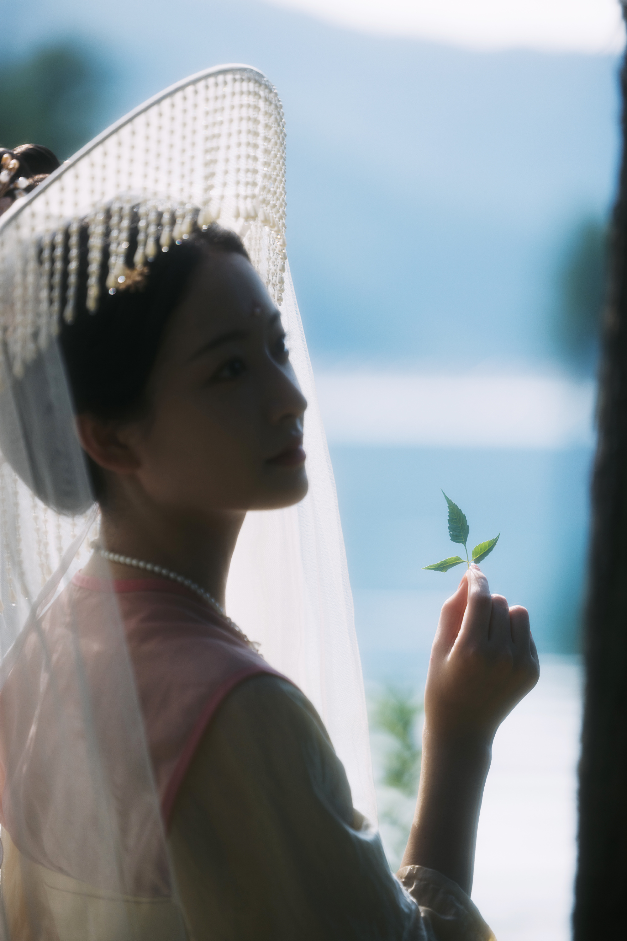 莫离的女二莫离莫离女二人设太有记忆点了，蠢坏交织的样子很有反差感。被嫉妒束缚了整