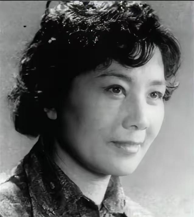 1949年，北平刚解放，韩复榘遗孀给新政府写信：“丈夫被枪决，能不能把东绒线胡同