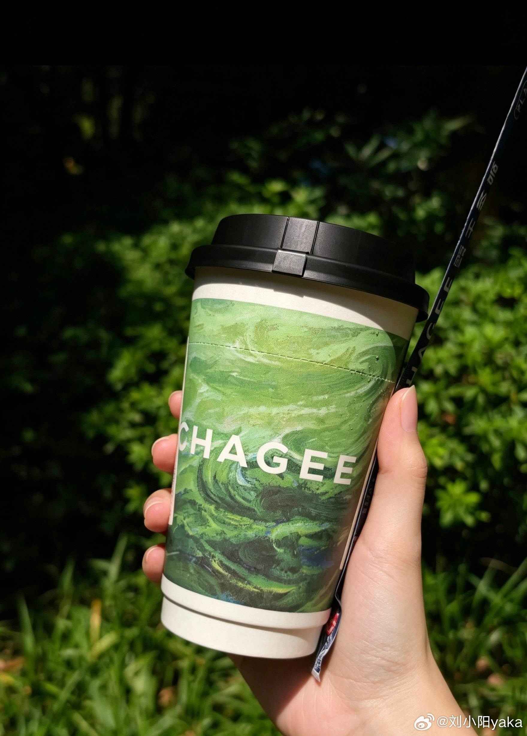 霸王茶姬抹茶系列霸王茶姬抹茶系列代言人啊啊啊中午点开霸王茶姬发现抹茶新品出了，赶