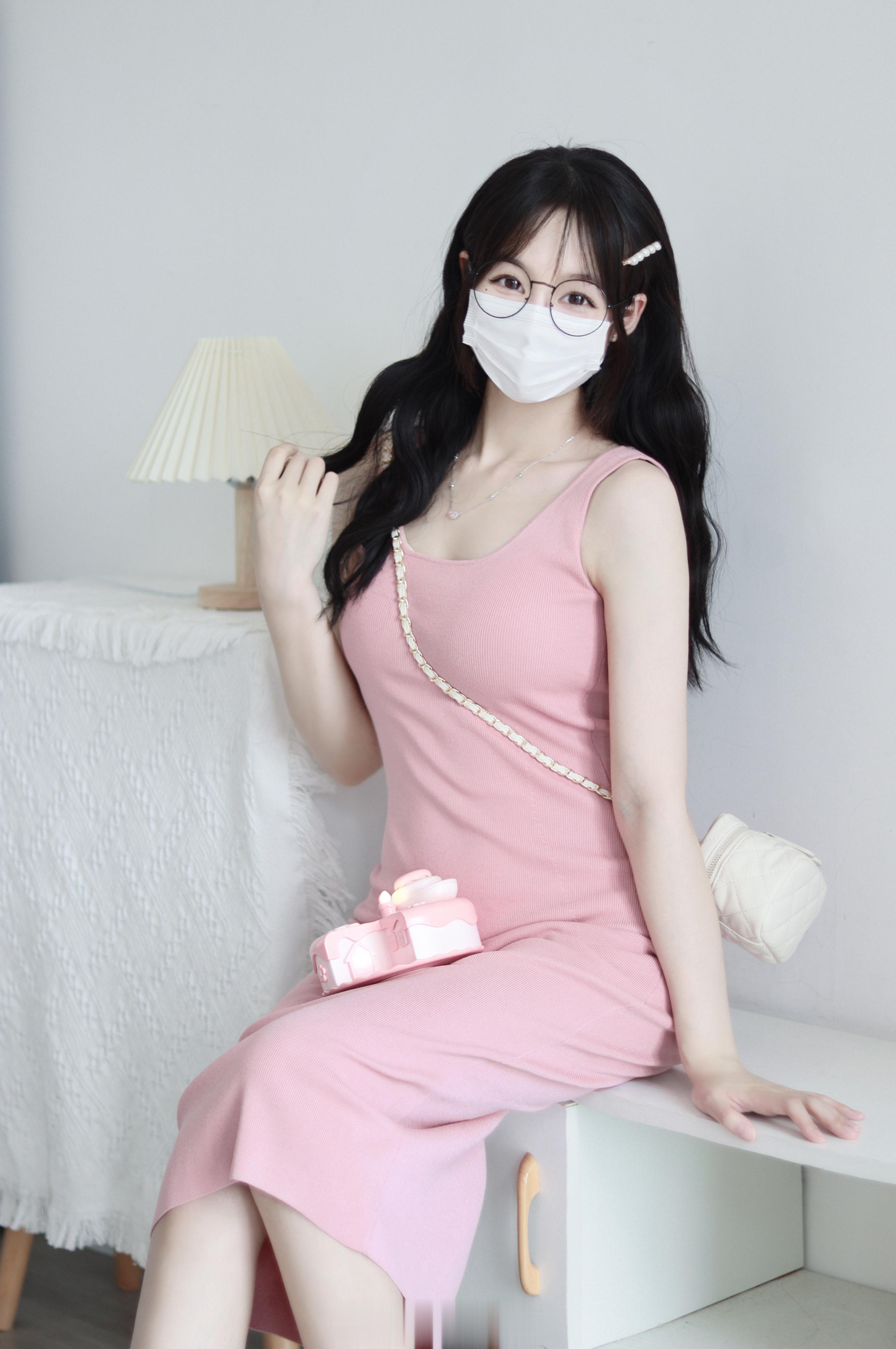 如果你有这样的女朋友 你打算几点回家？ ​​​